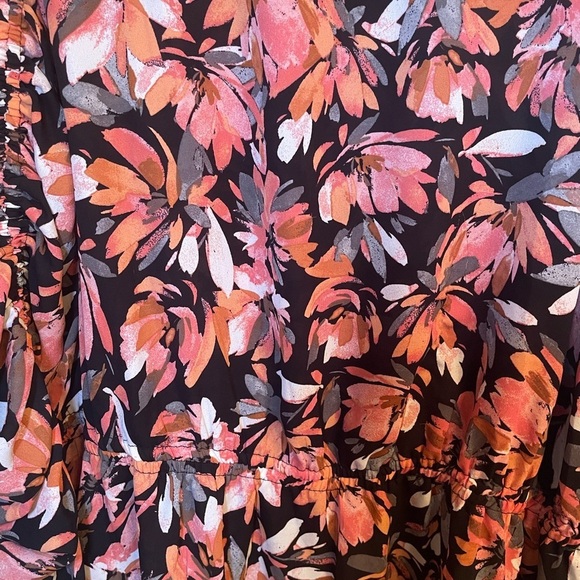 Zac & Rachel Pink and Orange Ruffled 3/4 Sleeve Blouse - Picture 2 of 11